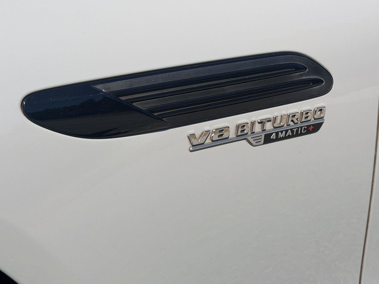 Used 2022 Mercedes-Benz SL 55 AMG 4MATIC image 9