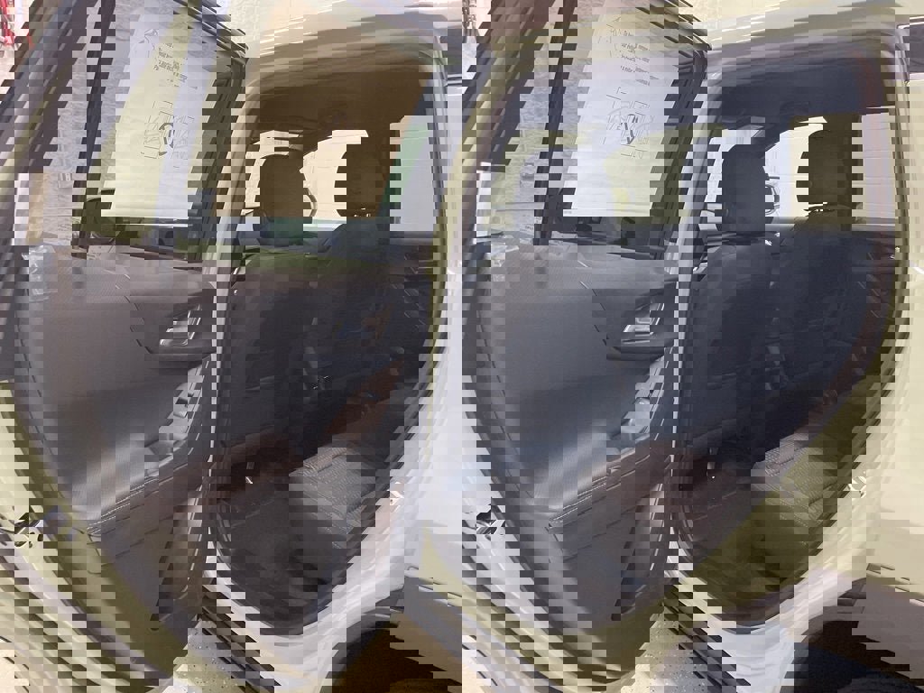 New 2026 Chevrolet Equinox LT w/ Safety and Technology Package image 29