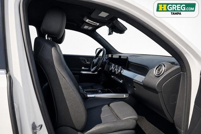 Used 2024 Mercedes-Benz GLB 250 image 11