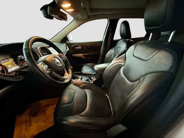 Used 2018 Jeep Cherokee Limited w/ High Altitude Package image 21
