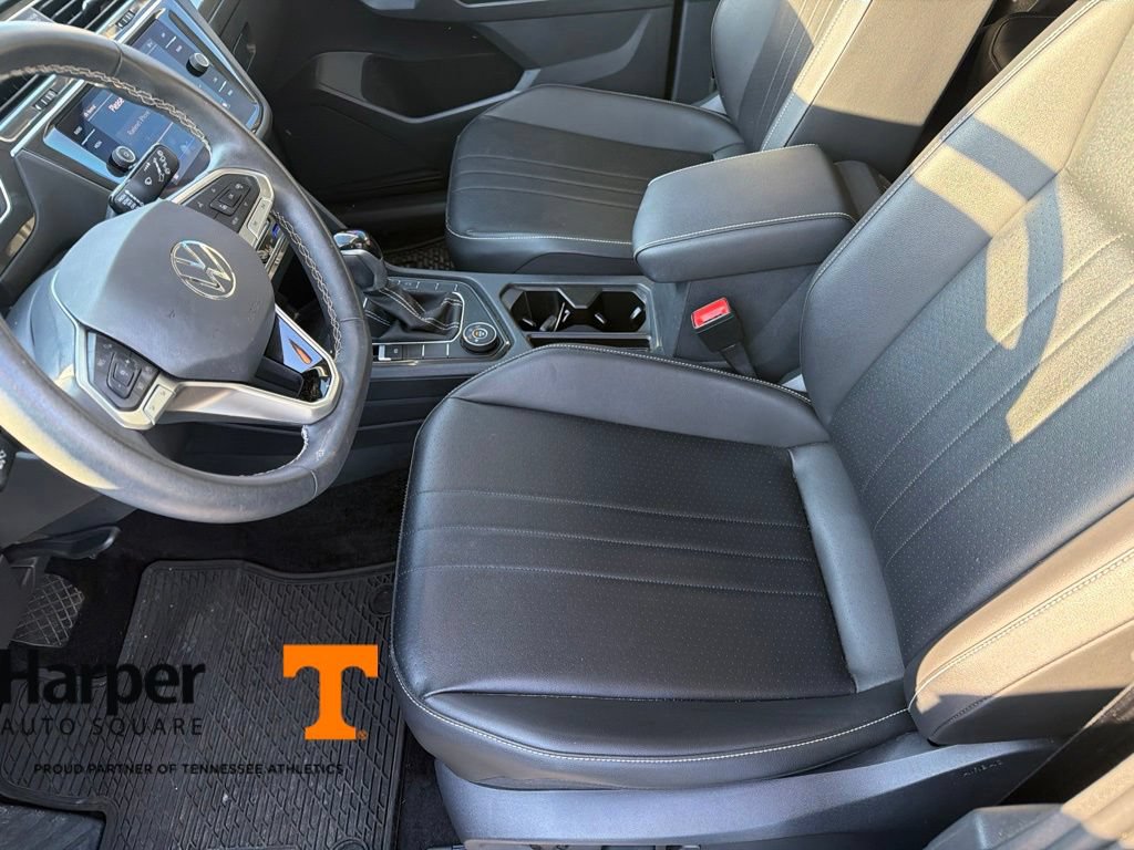 Used 2022 Volkswagen Tiguan SE AWD/4WD image 13