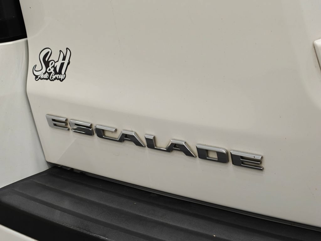 Used 2019 Cadillac Escalade Luxury AWD/4WD image 61