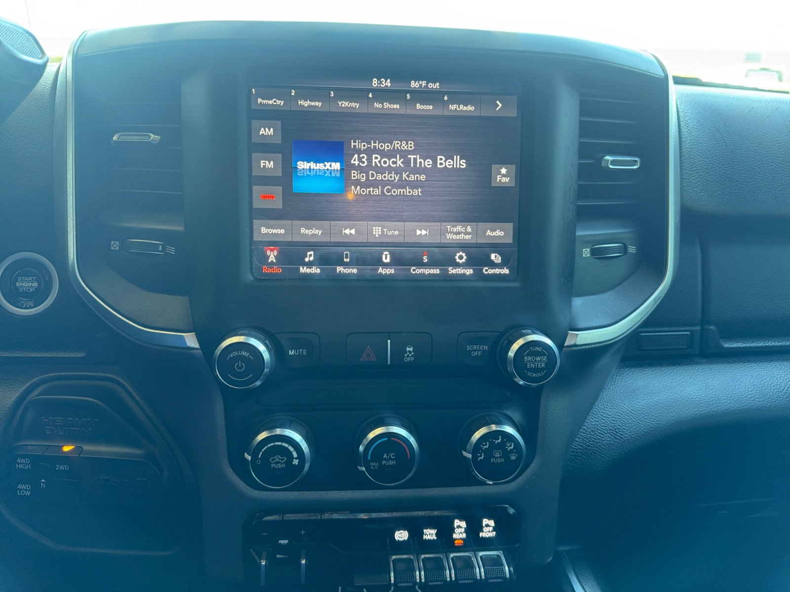 Used 2019 RAM 2500 Big Horn AWD/4WD image 13
