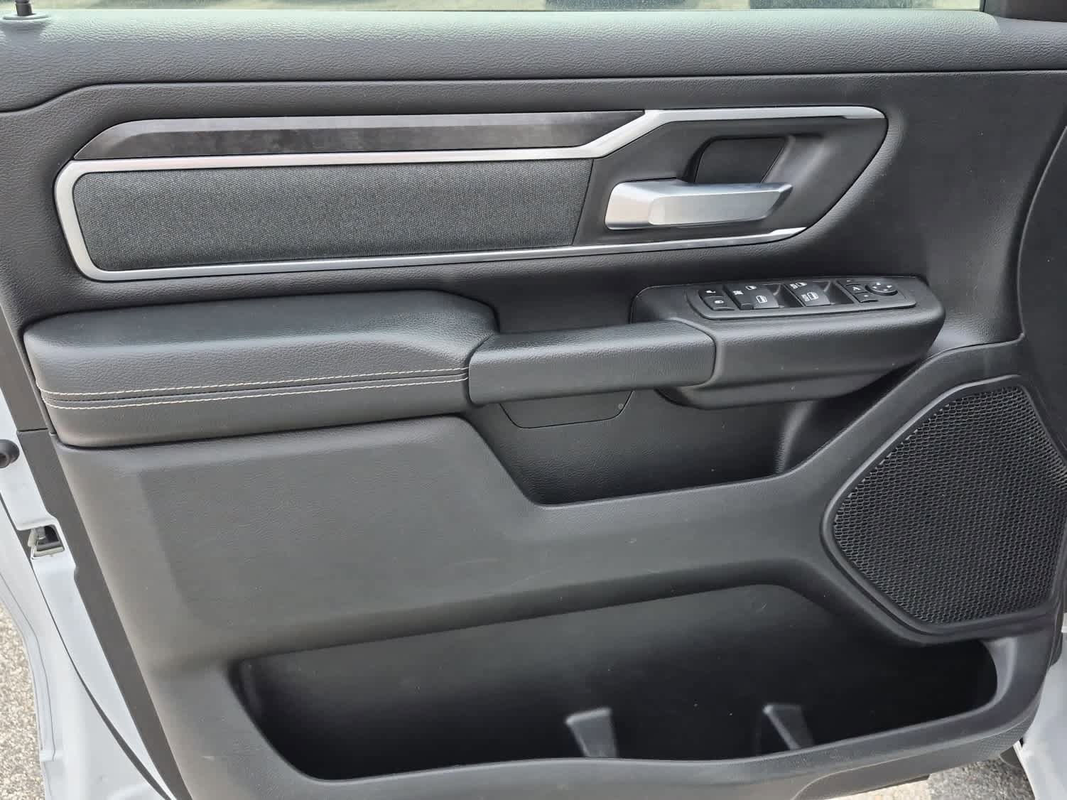 Used 2022 RAM 1500 Big Horn AWD/4WD image 11