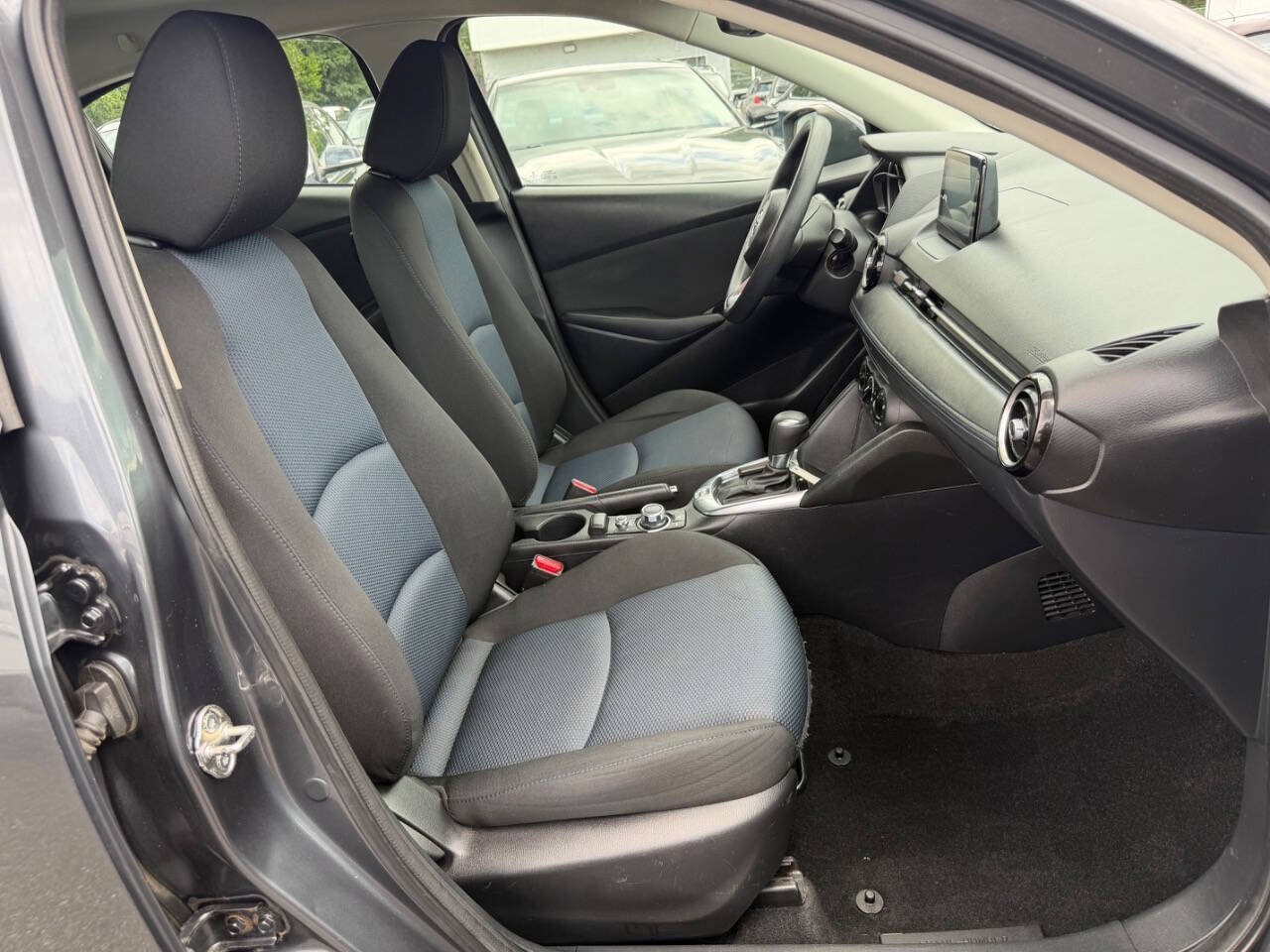 Used 2020 Toyota Yaris LE FWD image 13