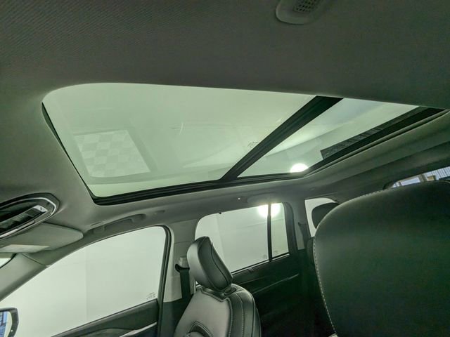 Used 2024 Jeep Grand Cherokee Limited 4xe w/ Luxury Tech Group II image 14