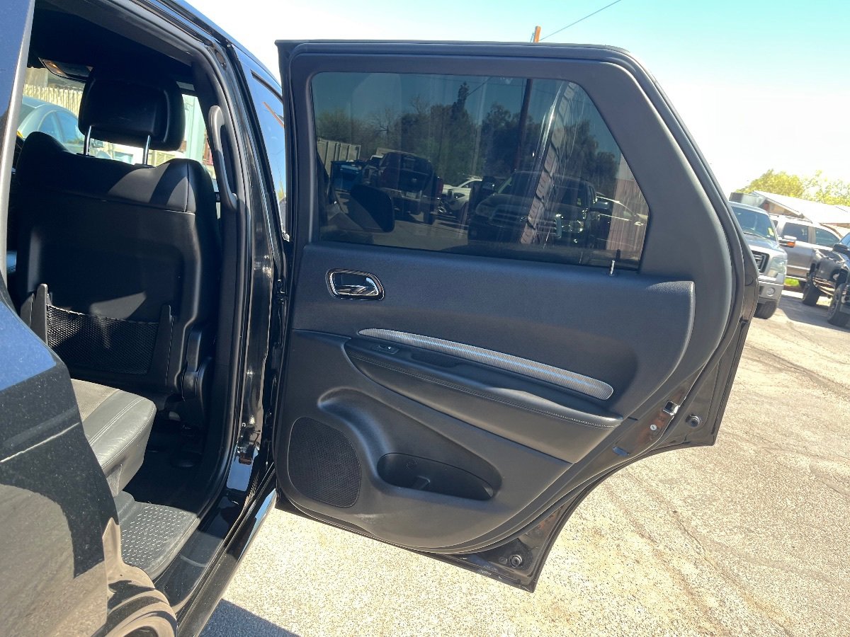 Used 2020 Dodge Durango GT image 36