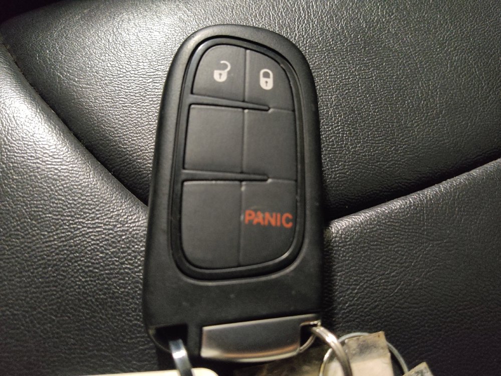 Used 2020 Jeep Cherokee Latitude Plus FWD image 32