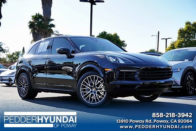 Used 2022 Porsche Cayenne AWD/4WD image 1