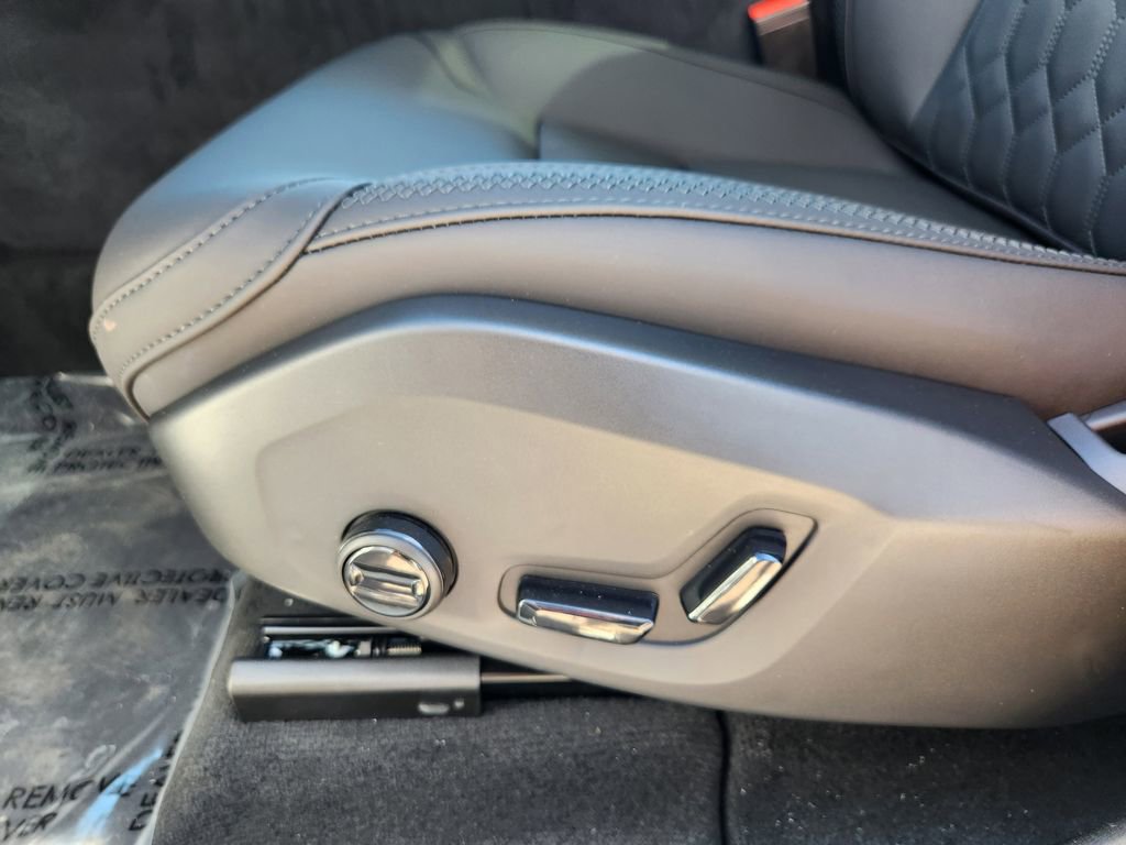 New 2026 Volvo XC60 B5 Plus w/ Climate Package image 13