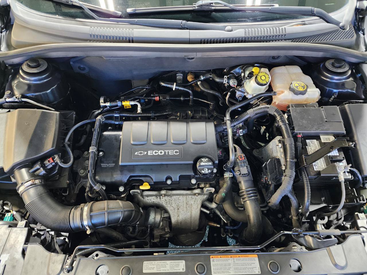 Used 2016 Chevrolet Cruze LT FWD image 35