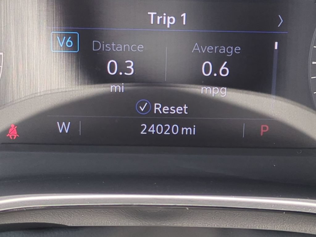 Used 2025 Cadillac XT6 Premium Luxury FWD image 35