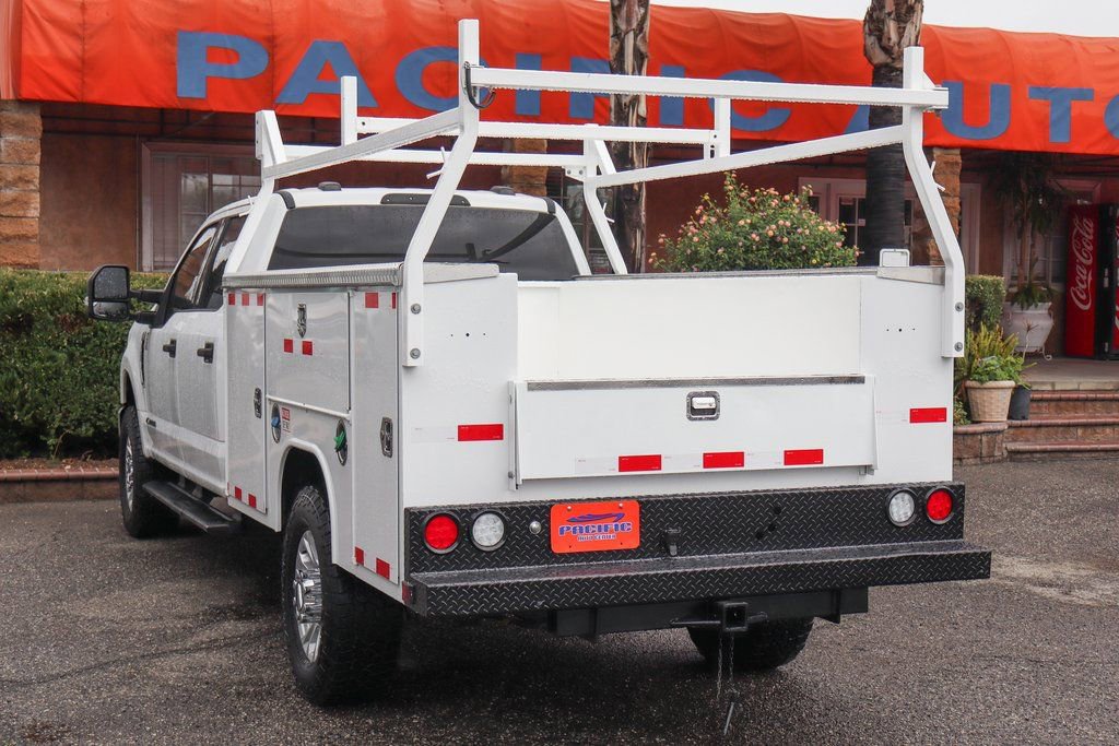 Used 2021 Ford F350 XLT image 6