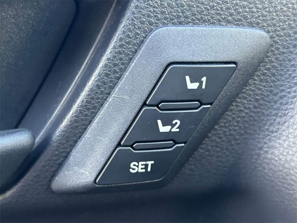 Certified 2025 Toyota 4Runner Trailhunter image 25