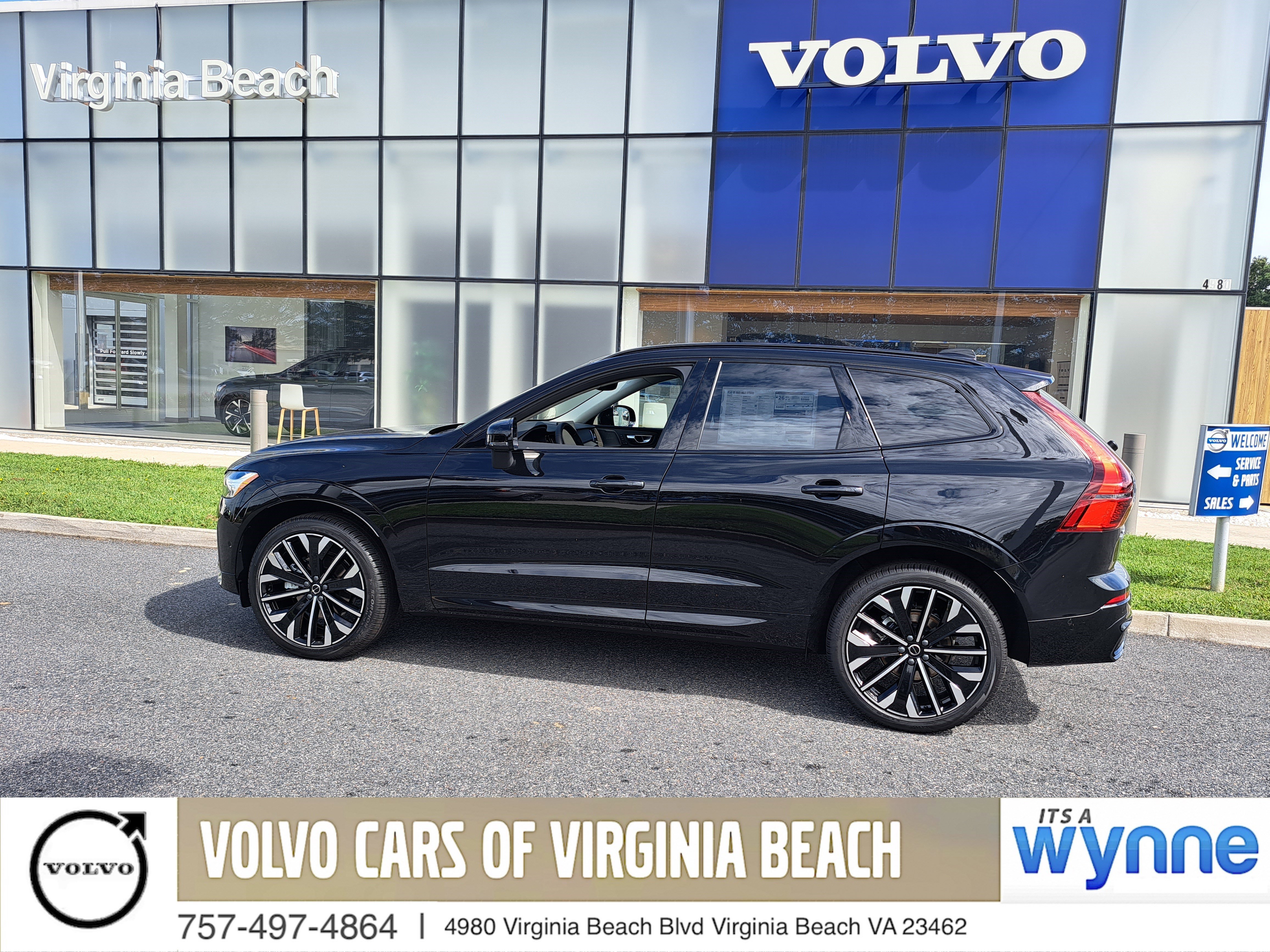 New 2026 Volvo XC60 B5 Ultra w/ Protection Package Premier