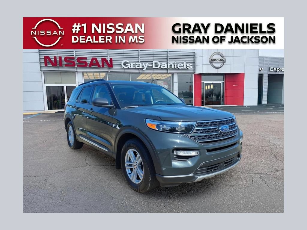 Used 2023 Ford Explorer XLT w/ Equipment Group 202A RWD image 1