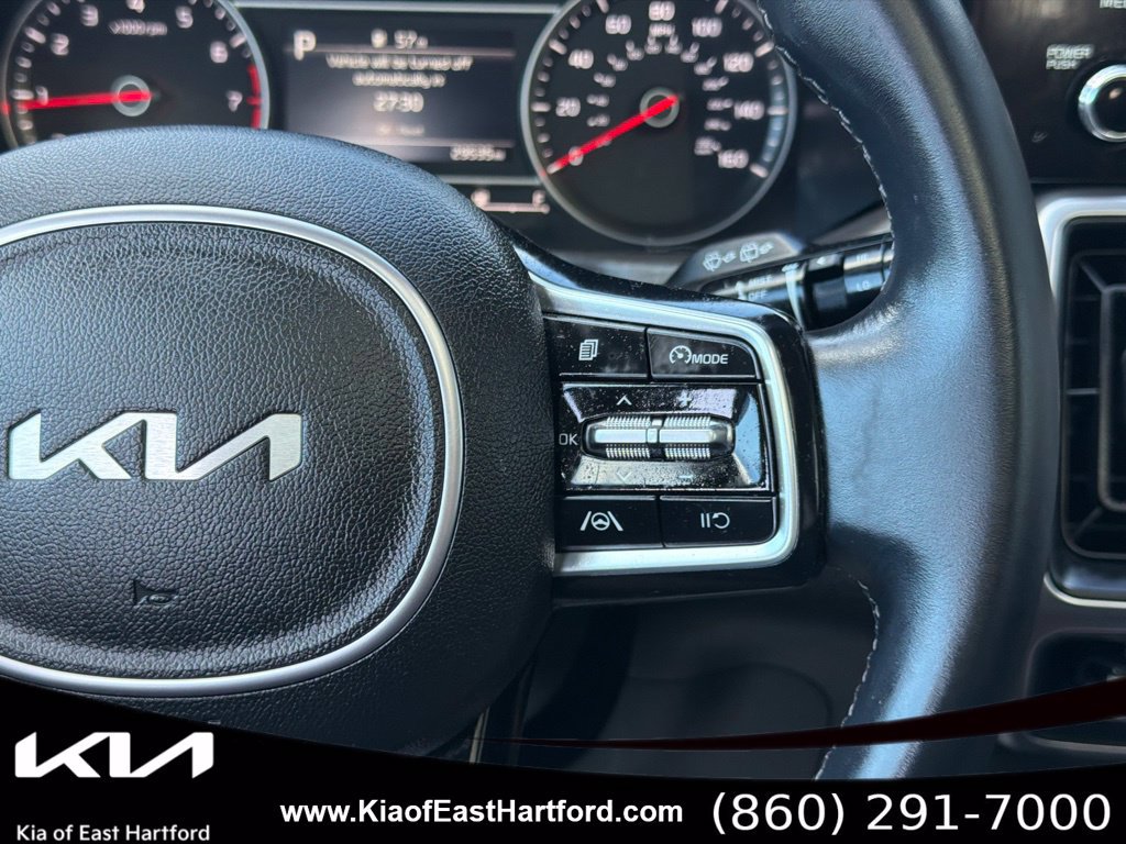 Certified 2023 Kia Sorento S w/ Panoramic Sunroof Package AWD/4WD image 26