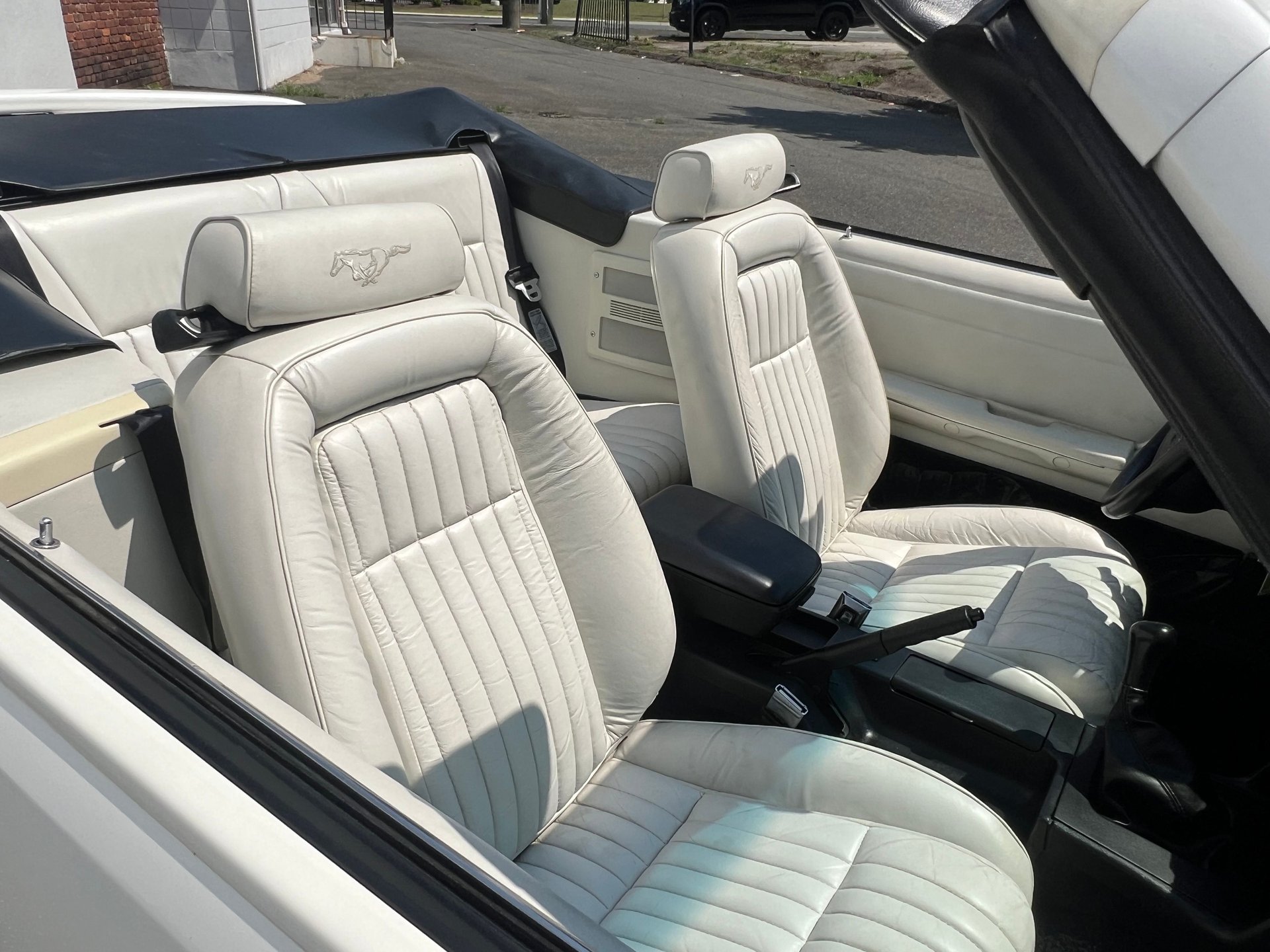 Used 1993 Ford Mustang LX RWD image 32