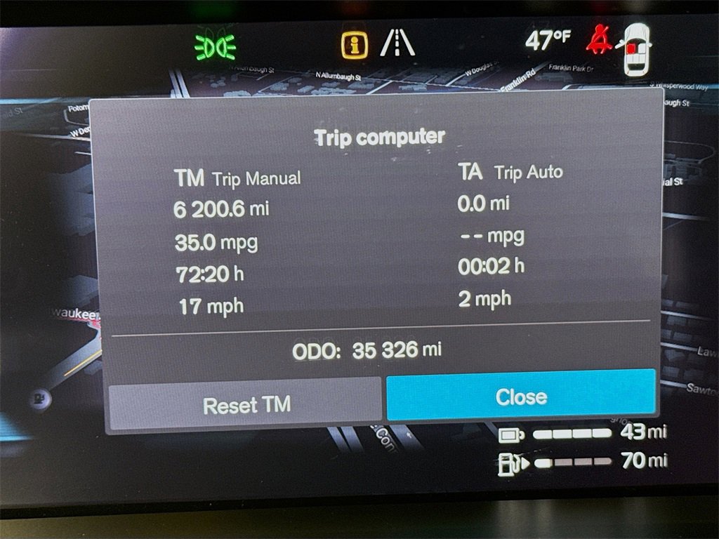 Used 2023 Volvo XC60 T8 Plus image 13