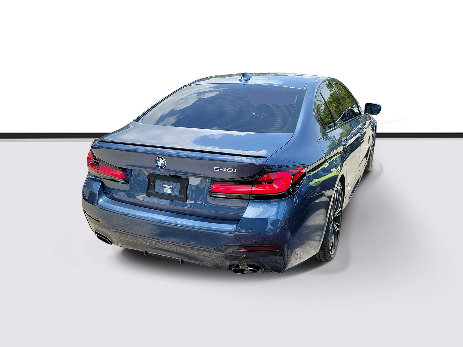 Used 2023 BMW 540i w/ M Sport Package RWD image 4