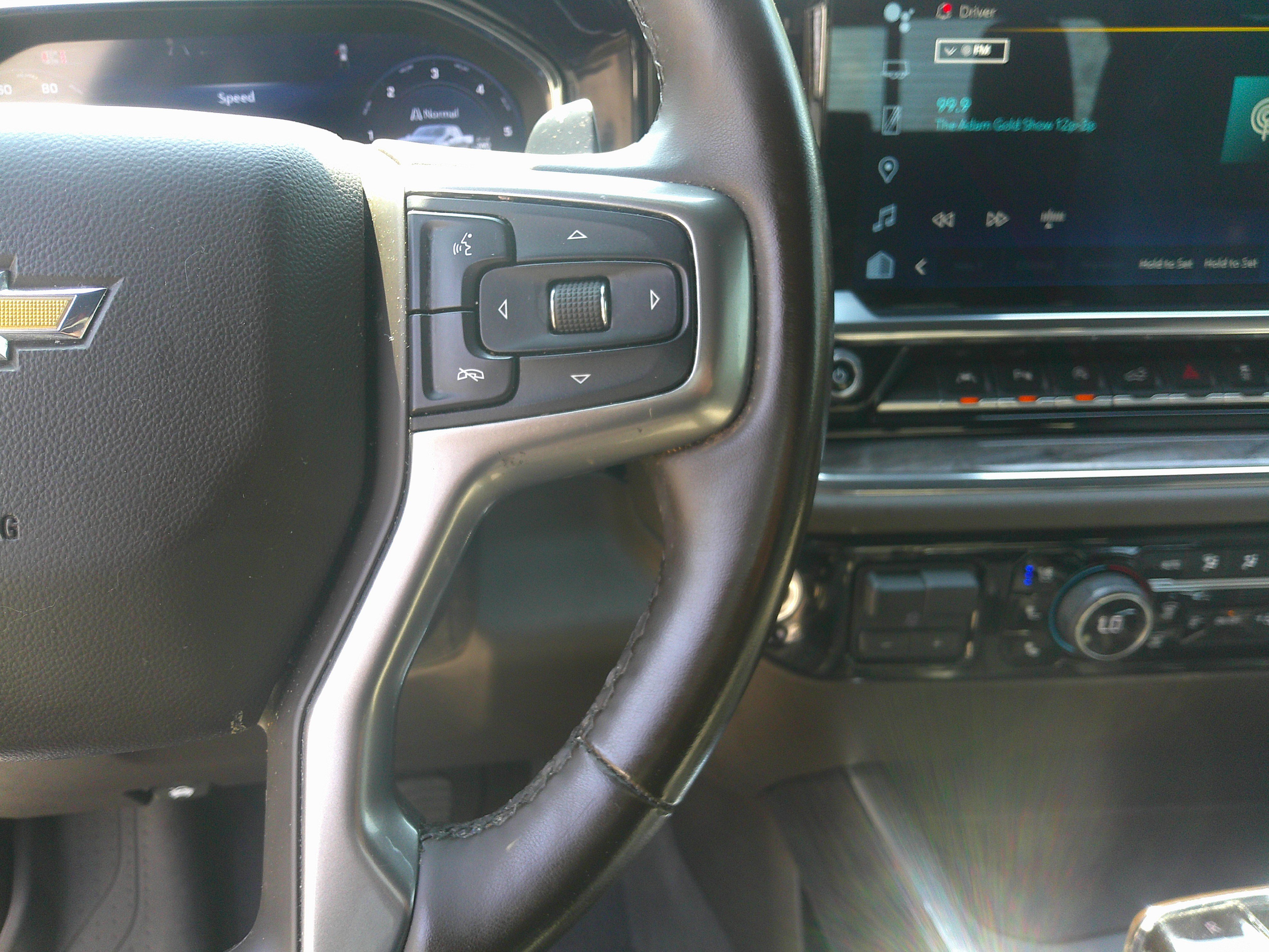 Used 2024 Chevrolet Silverado 1500 LTZ w/ Technology Package image 21