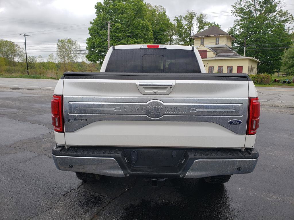 Used 2015 Ford F150 King Ranch w/ Equipment Group 601A Luxury AWD/4WD image 4