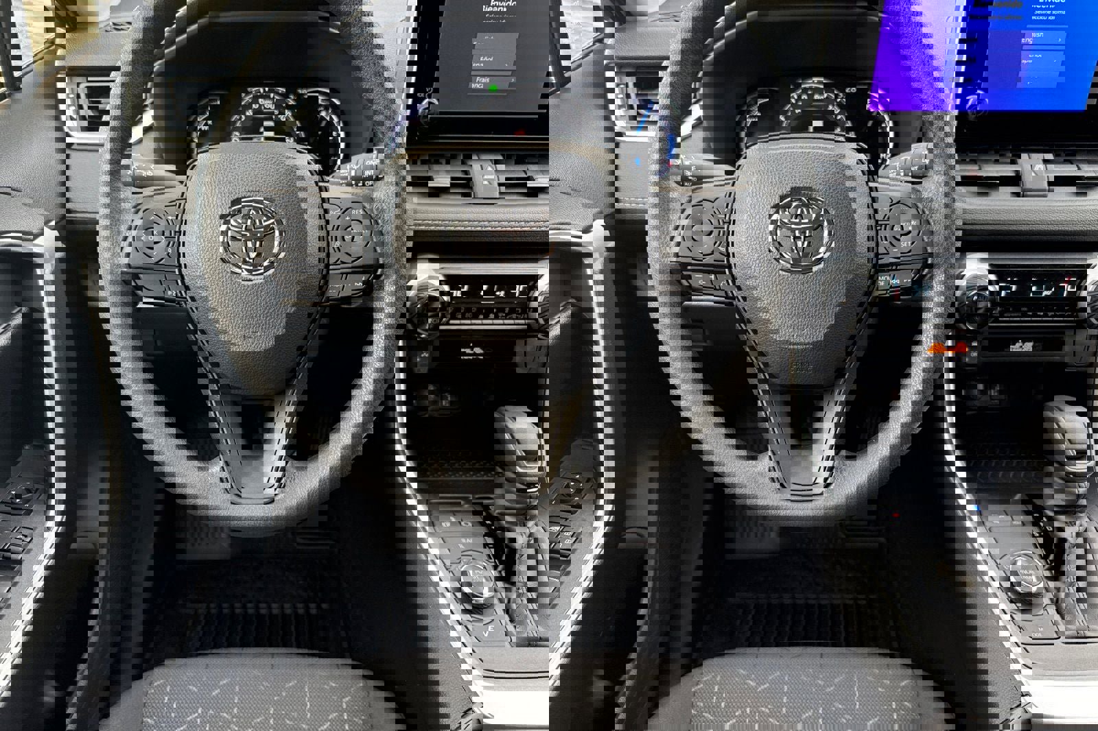 New 2025 Toyota RAV4 XLE image 17