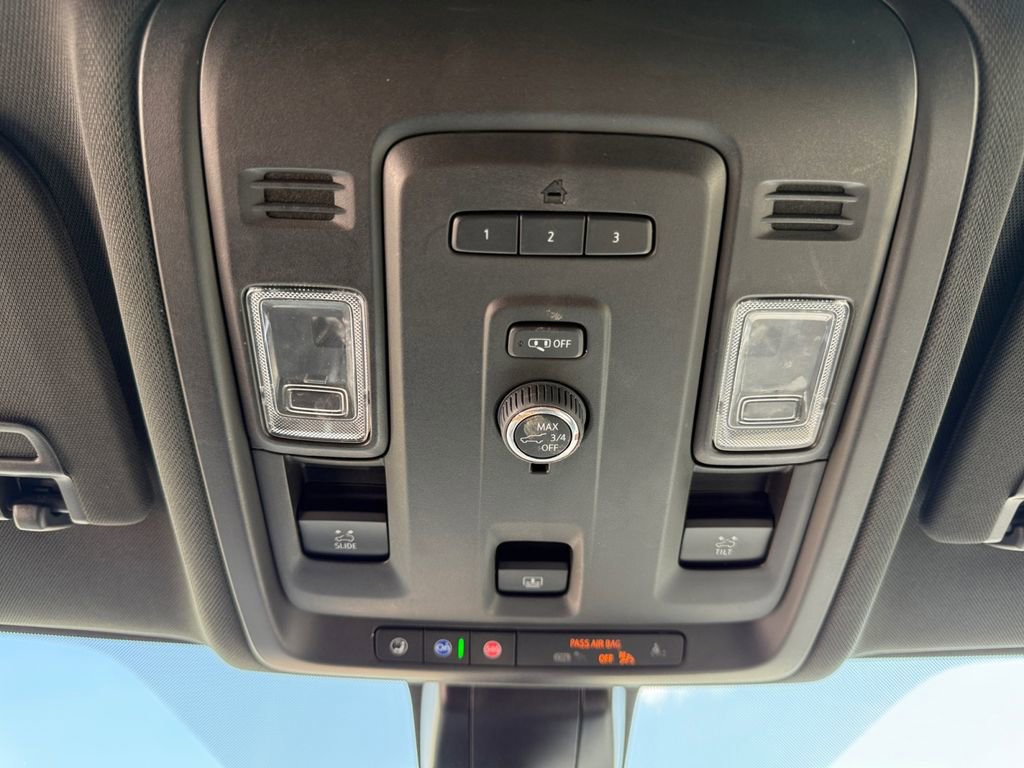 Used 2021 Chevrolet Tahoe Z71 AWD/4WD image 16