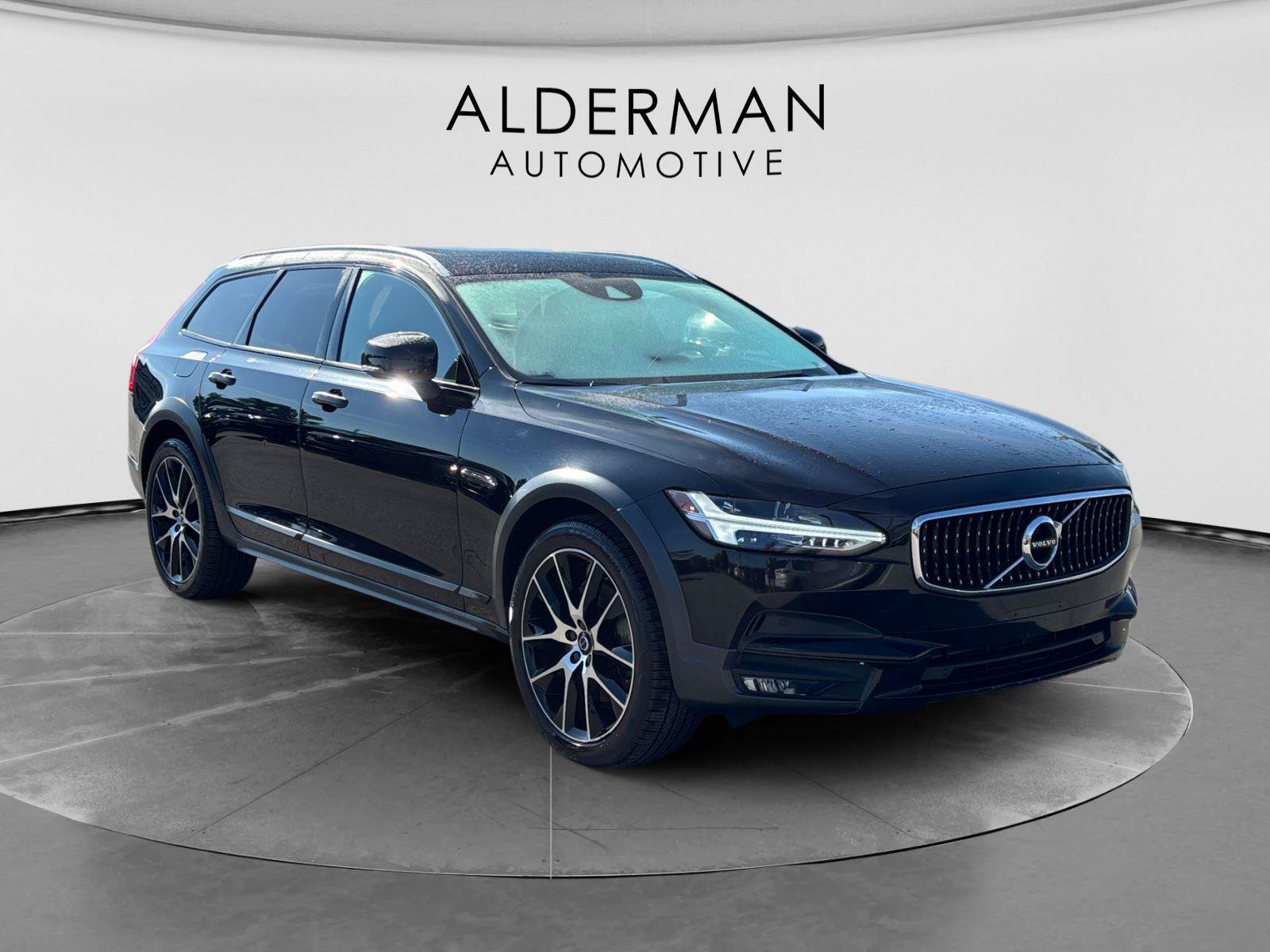 Used 2020 Volvo V90 T6 Cross Country AWD/4WD image 7