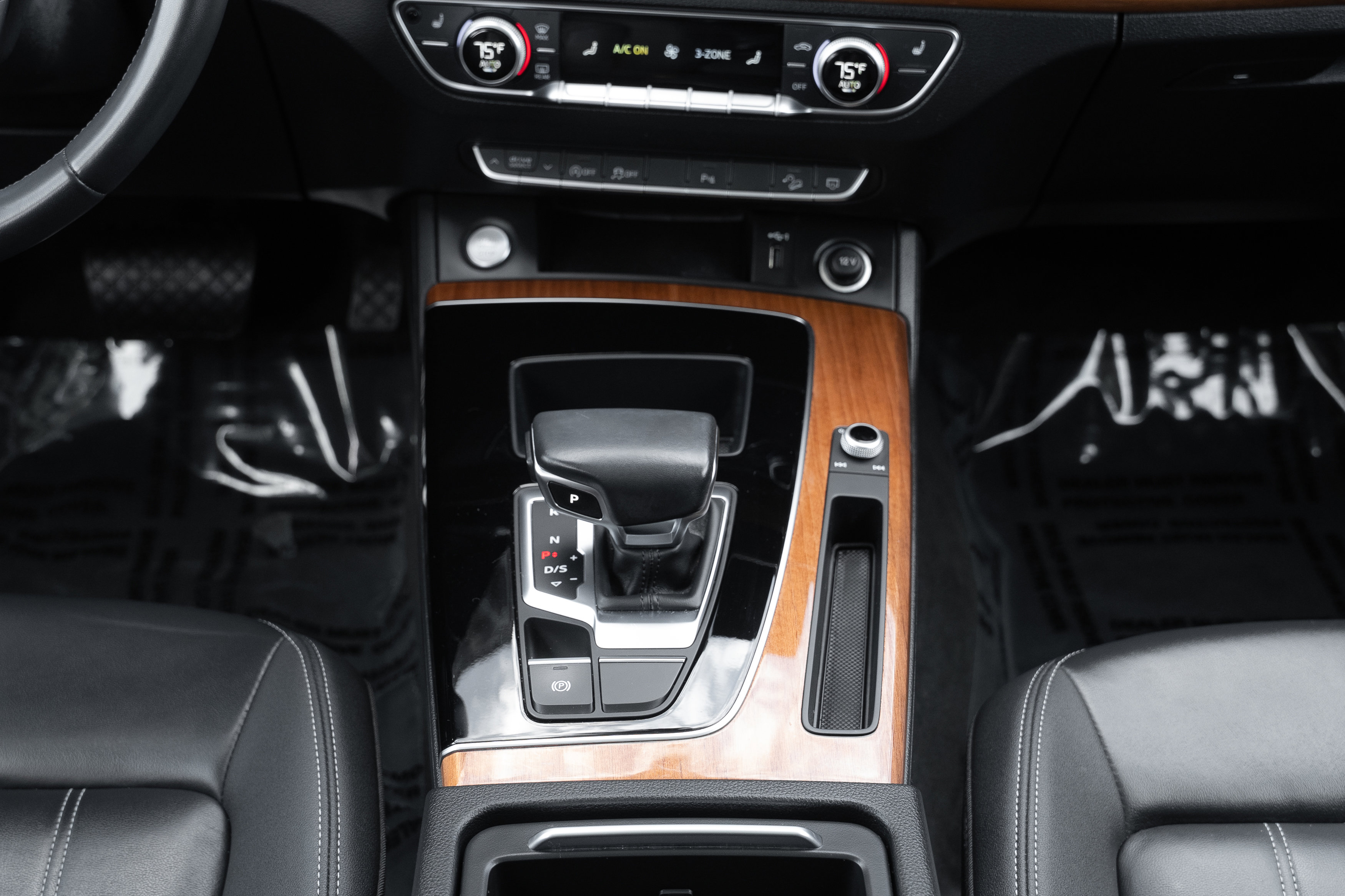 Certified 2022 Audi Q5 2.0T Premium image 17