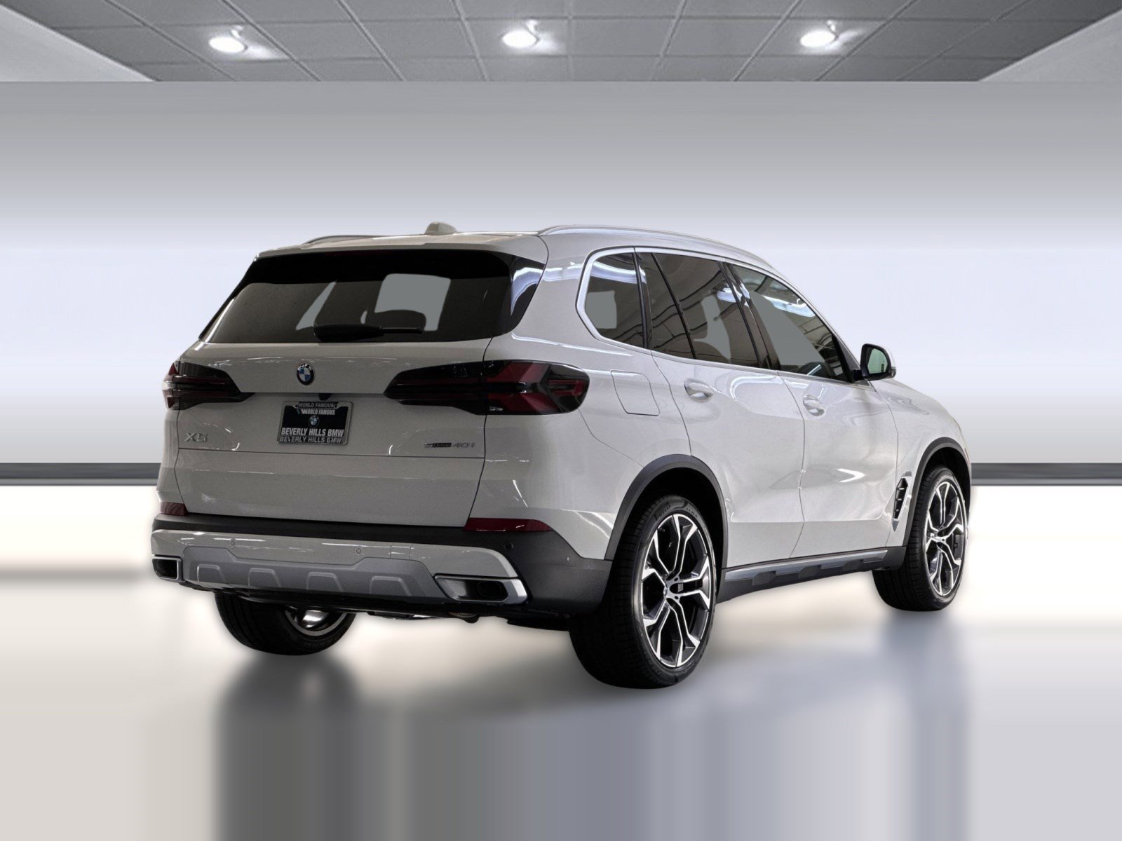 Used 2026 BMW X5 sDrive40i w/ Climate Comfort Package RWD image 9