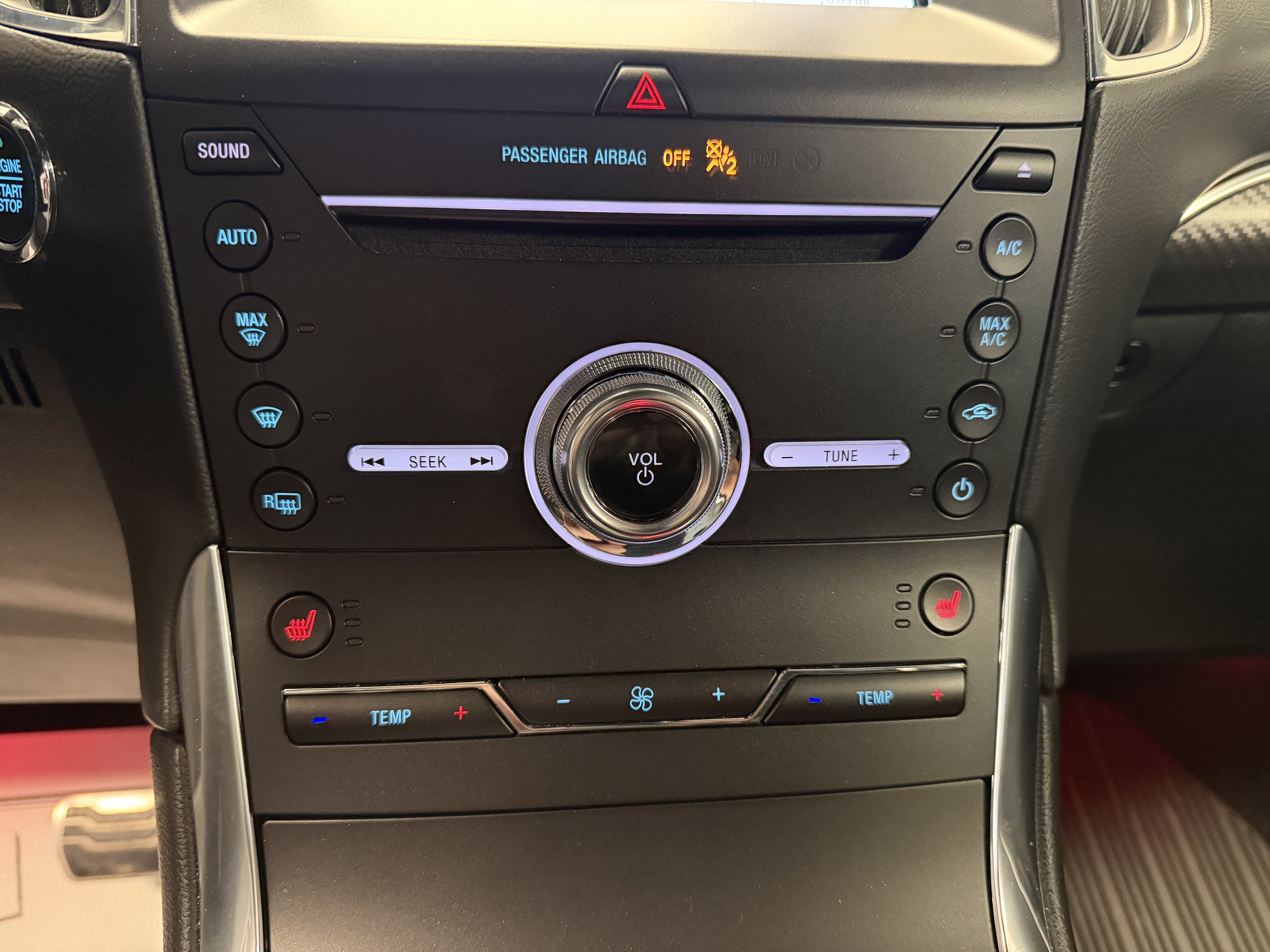 Used 2023 Ford Edge SEL w/ Convenience Package image 11