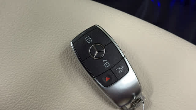 Certified 2026 Mercedes-Benz GLB 250 4MATIC image 38
