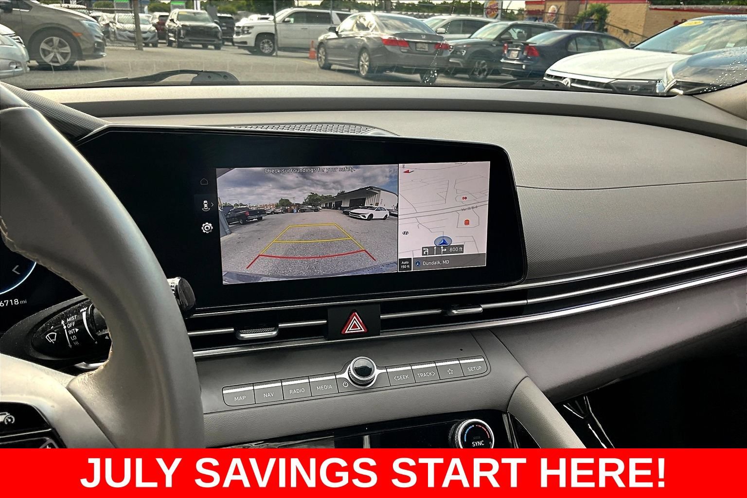 Used 2024 Hyundai Elantra SEL w/ Convenience Package FWD image 17