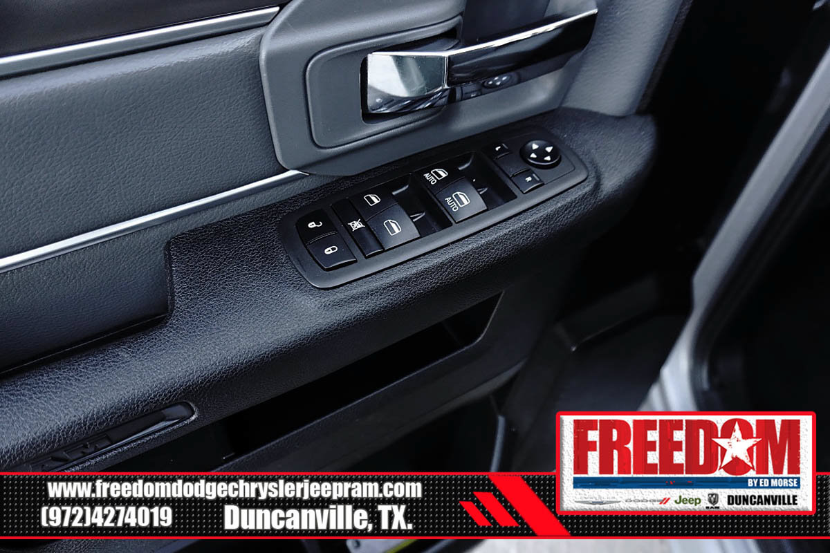 Used 2024 RAM 1500 Classic SLT AWD/4WD image 36