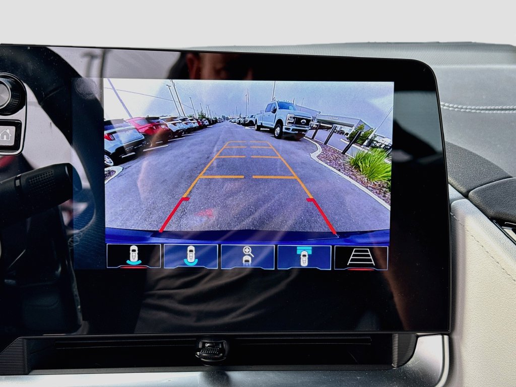Used 2025 Chevrolet Corvette Stingray Preferred Cpe w/ Battery Protection Package RWD image 14