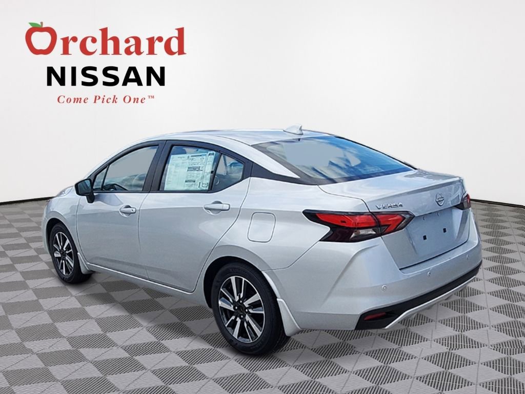 New 2025 Nissan Versa SV w/ Trunk Package FWD image 3