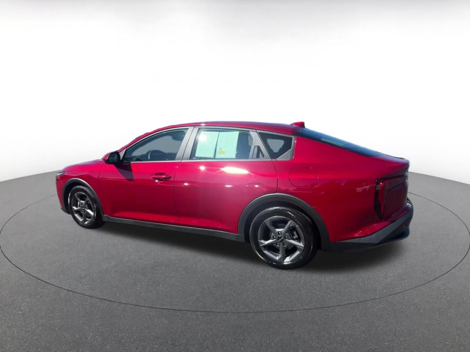Used 2025 Kia K4 FWD image 8