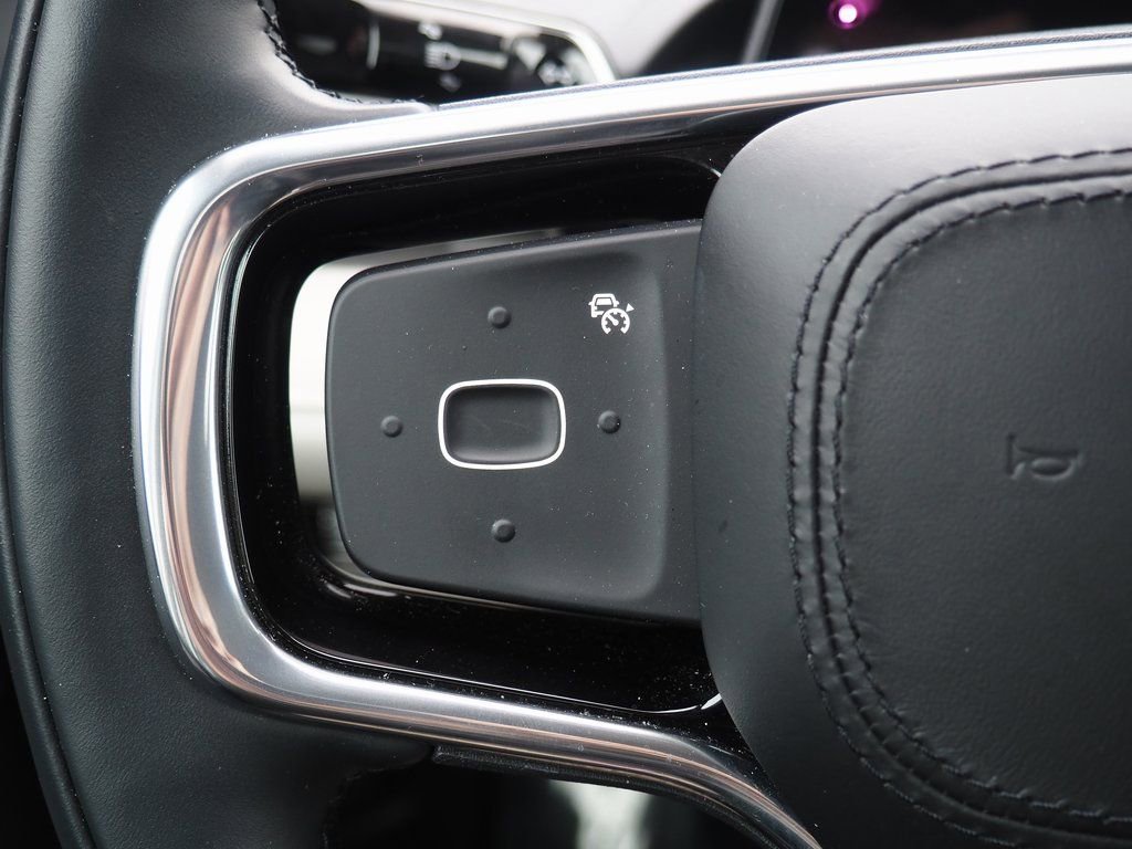 Used 2025 Lincoln Nautilus Premier image 22