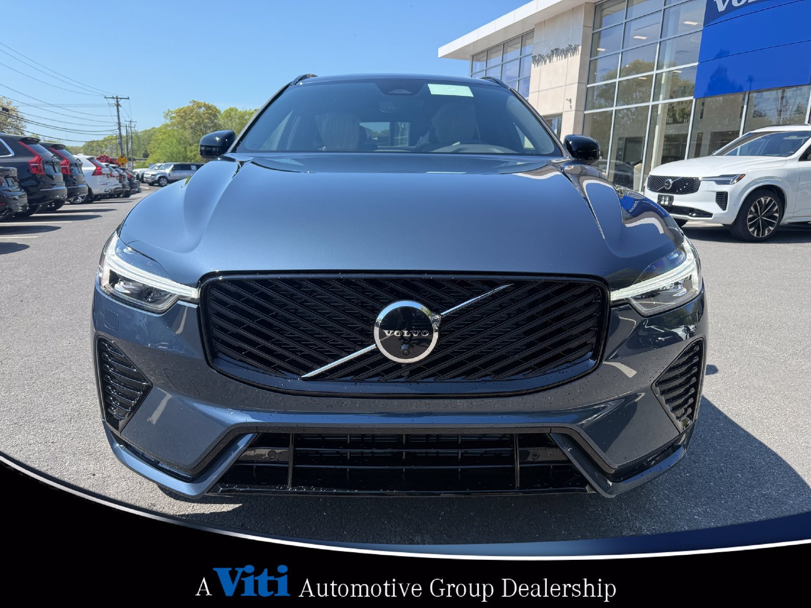Used 2026 Volvo XC60 B5 Plus w/ Protection Package Premier AWD/4WD image 3