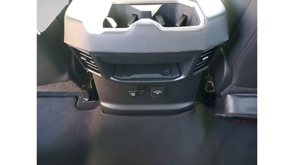 Used 2024 Toyota Tundra Limited image 21