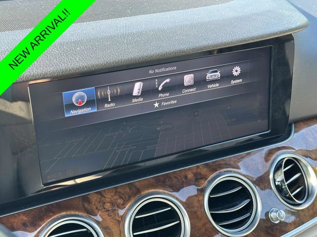 Used 2017 Mercedes-Benz E 300 4MATIC image 31