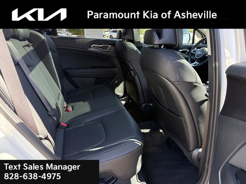 Certified 2025 Kia Sportage EX w/ EX Premium Package image 22