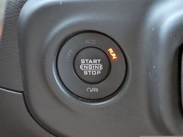 Used 2022 Jeep Gladiator Sport AWD/4WD image 31