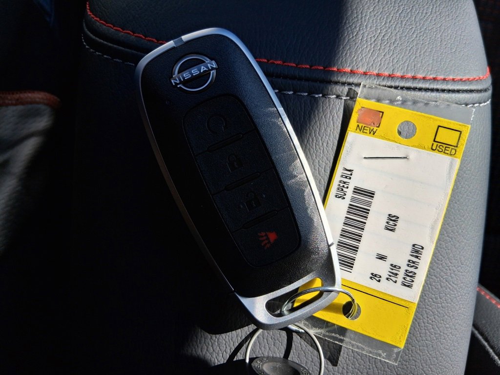 New 2026 Nissan Kicks SR w/ Cold Weather Package image 29