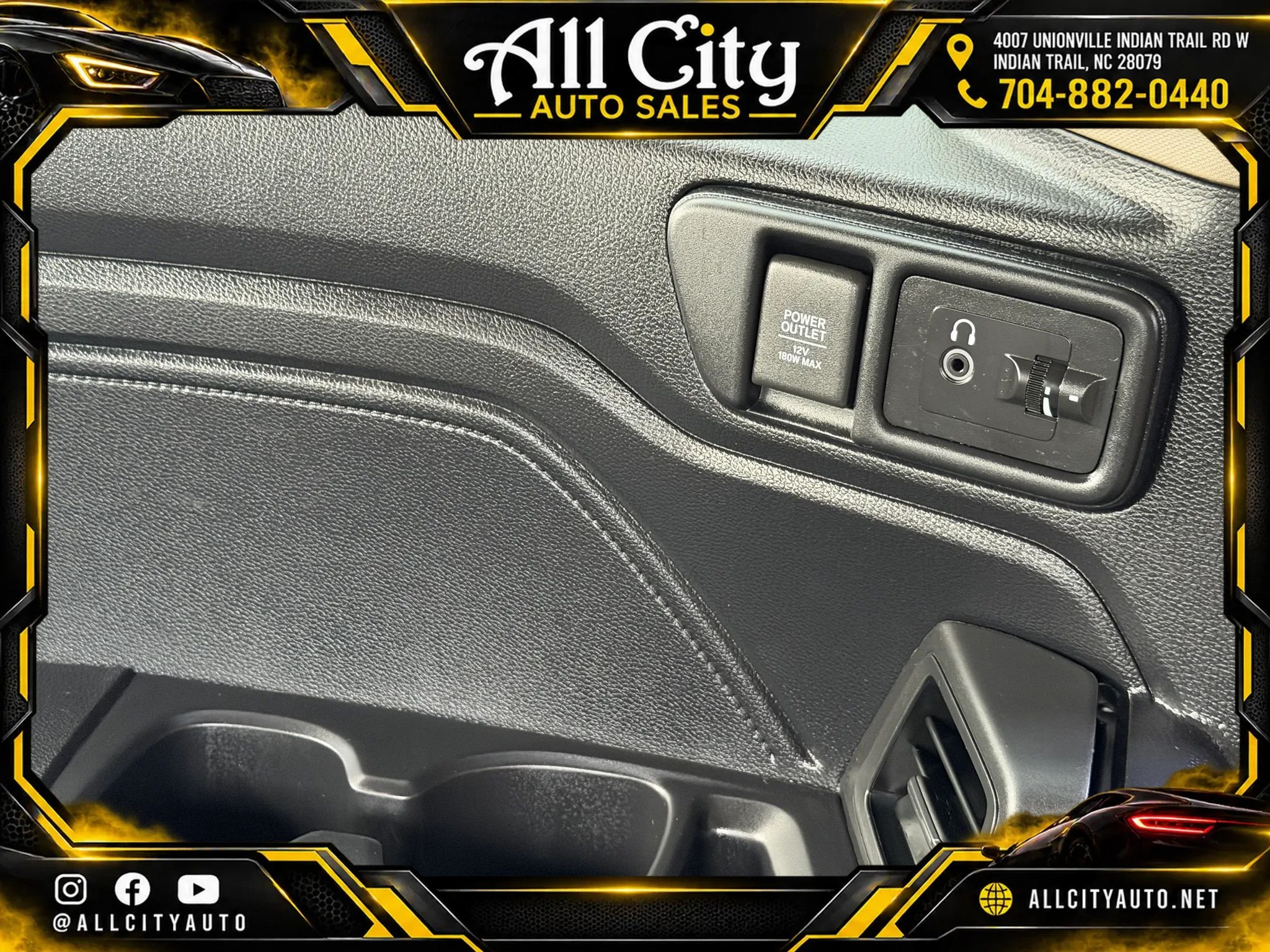 Used 2018 Honda Odyssey Elite image 47