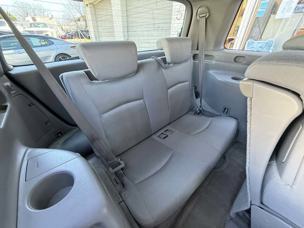 Used 2005 Toyota Highlander image 21