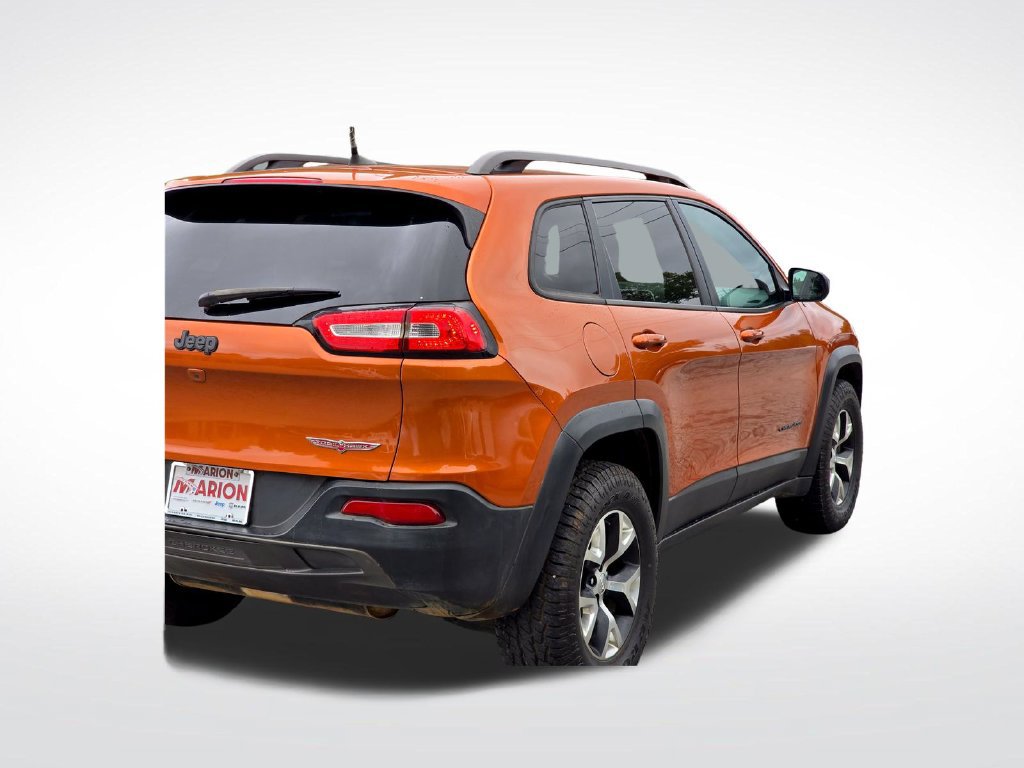 Used 2016 Jeep Cherokee Trailhawk w/ Cold Weather Group AWD/4WD image 49