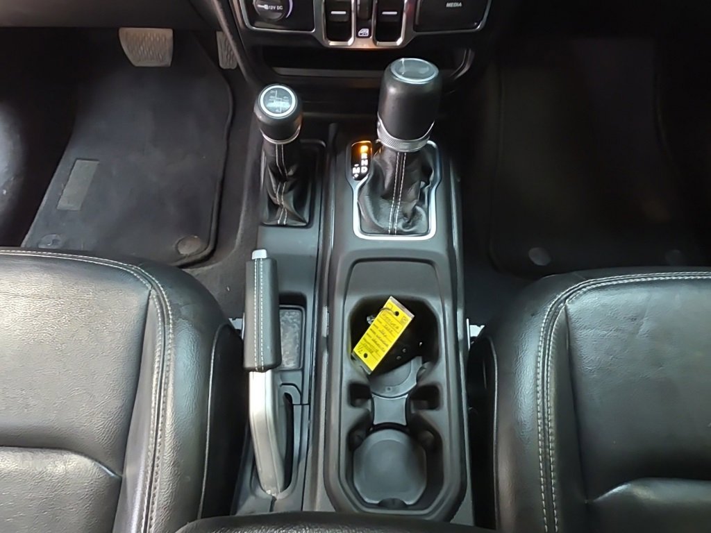 Used 2022 Jeep Wrangler Unlimited Sahara 4xe image 34