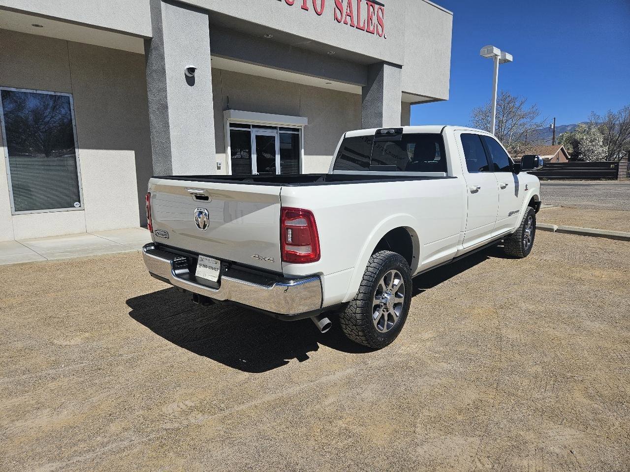 Used 2022 RAM 3500 Limited AWD/4WD image 8
